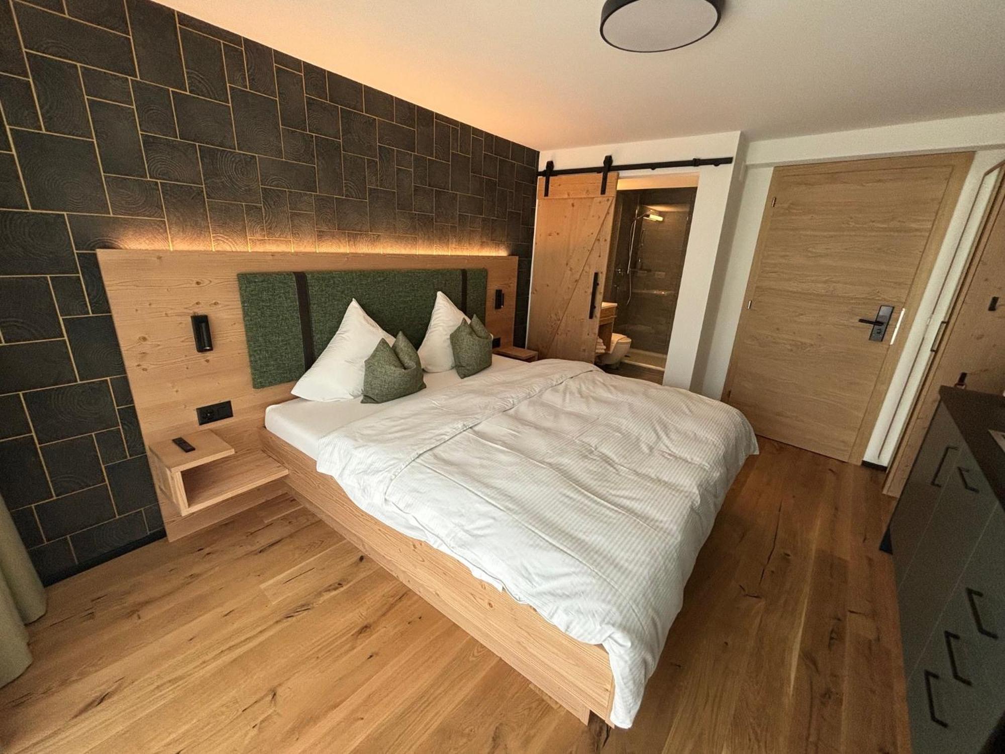 Appart Hotel Pitschonia Self Check-In 安迪尔 外观 照片