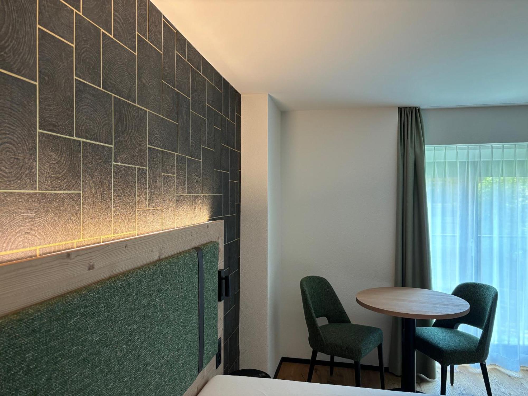 Appart Hotel Pitschonia Self Check-In 安迪尔 外观 照片